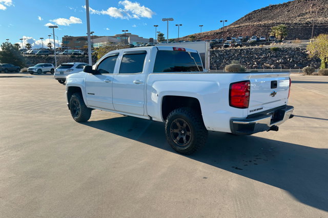 Used 2018 Chevrolet Silverado 1500 LT w/ All Star Edition image 3