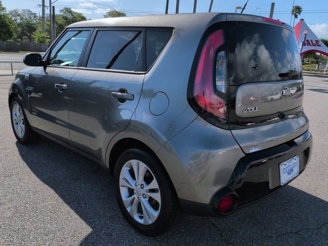 Used 2016 Kia Soul + FWD image 6