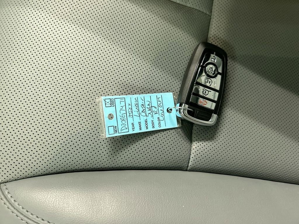 Used 2022 Lincoln Corsair Standard w/ Equipment Group 101A image 12