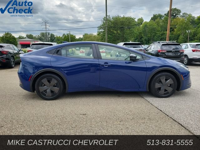 Used 2024 Toyota Prius LE FWD image 6