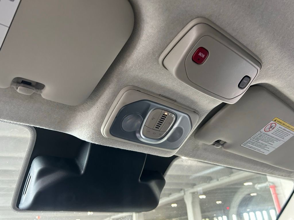 Used 2024 RAM ProMaster 2500 w/ Convenience Group image 21