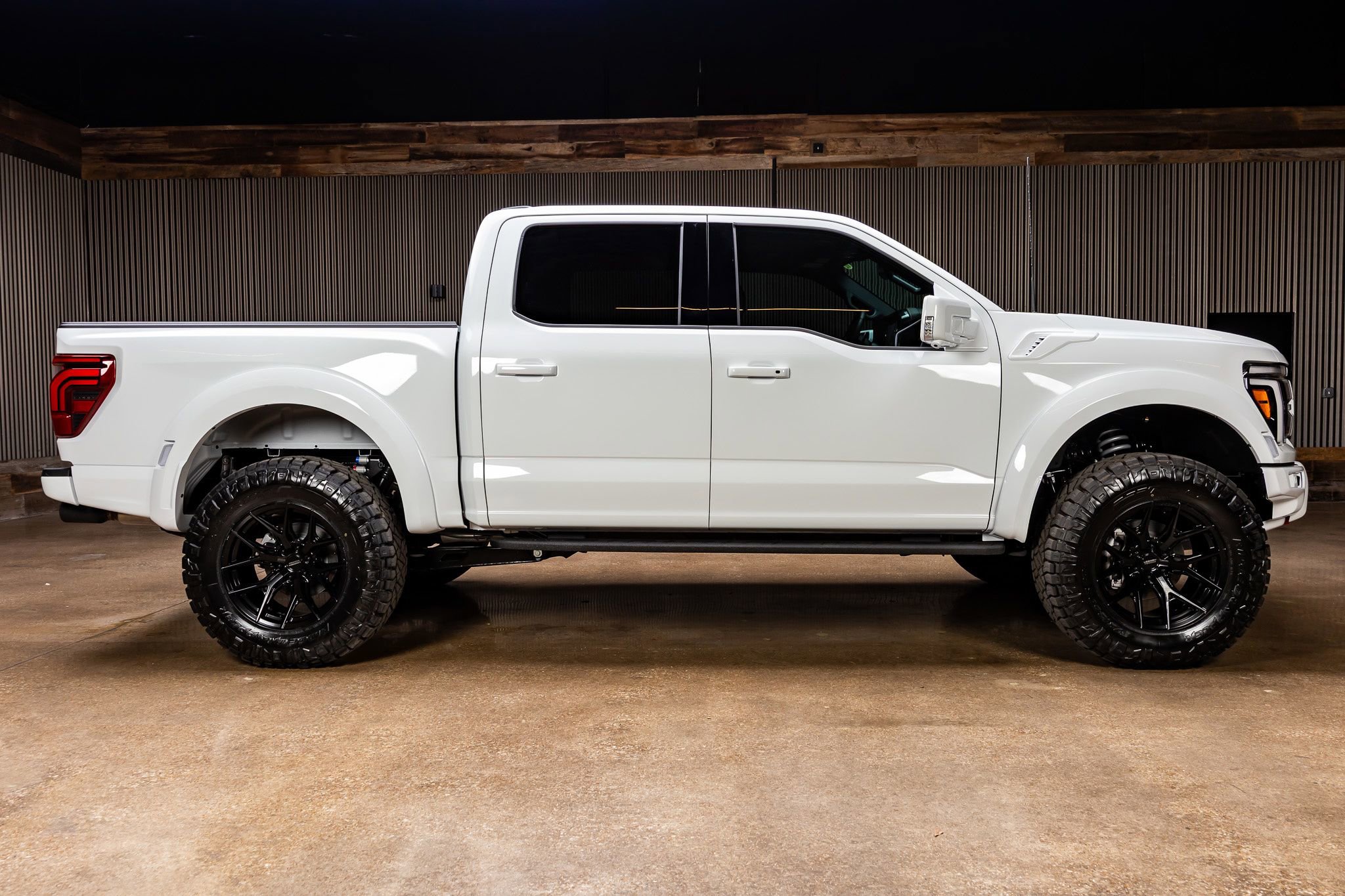 Used 2025 Ford F150 Raptor w/ Equipment Group 803A Raptor R image 11