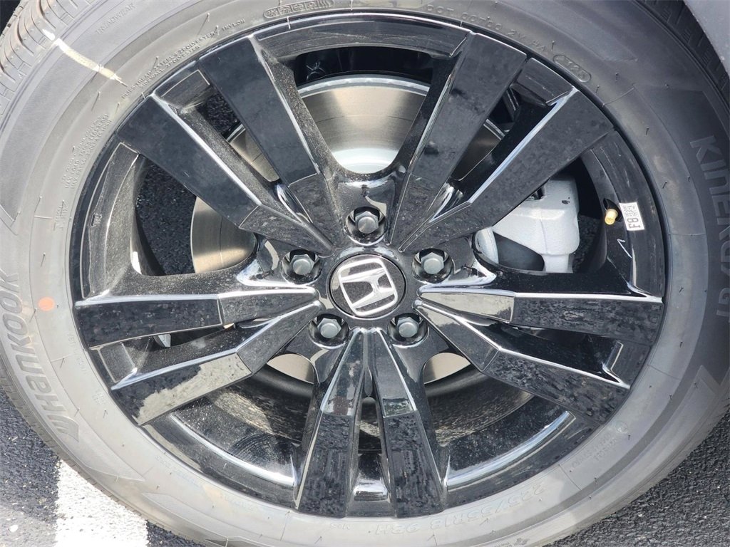 New 2026 Honda HR-V Sport image 15