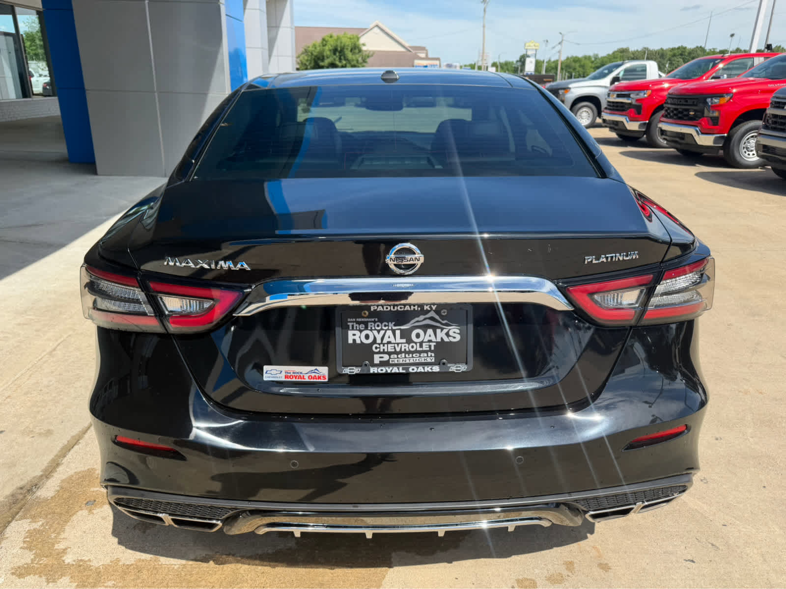 Used 2022 Nissan Maxima Platinum w/ Sport Mat Group FWD image 5