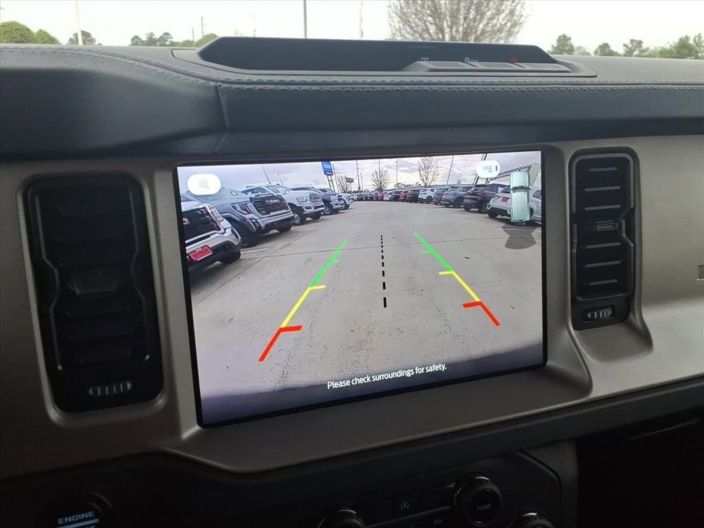 Used 2025 Ford Bronco Outer Banks image 24