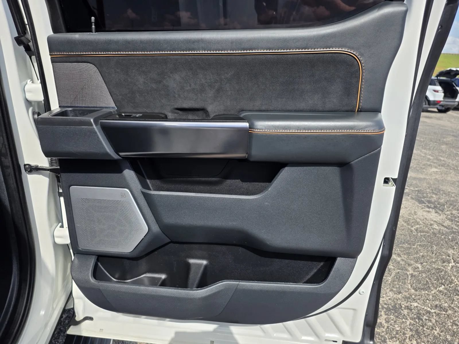 Used 2021 Ford F150 Platinum w/ Equipment Group 701A High AWD/4WD image 14