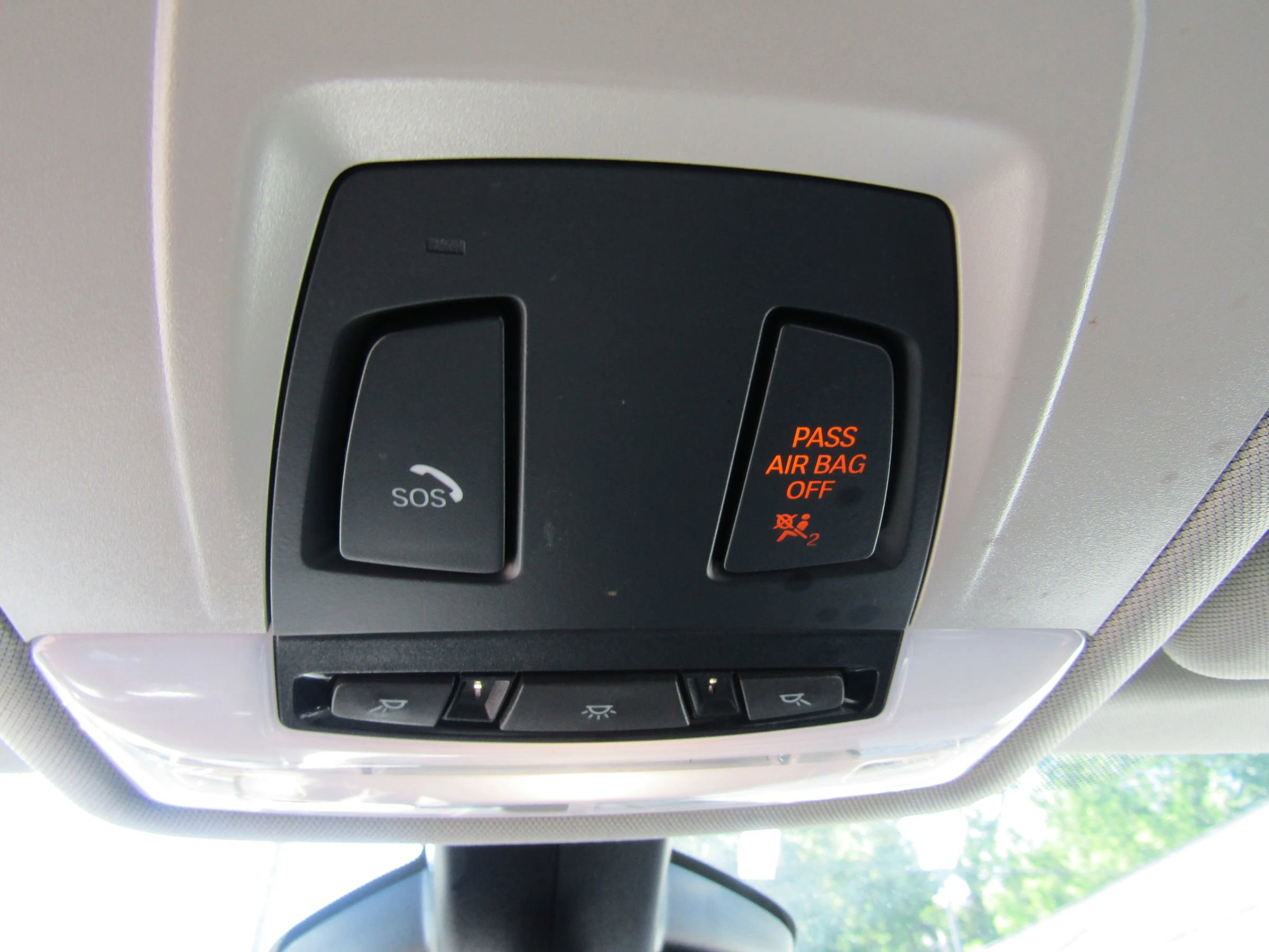 Used 2019 BMW i8 Coupe AWD/4WD image 42