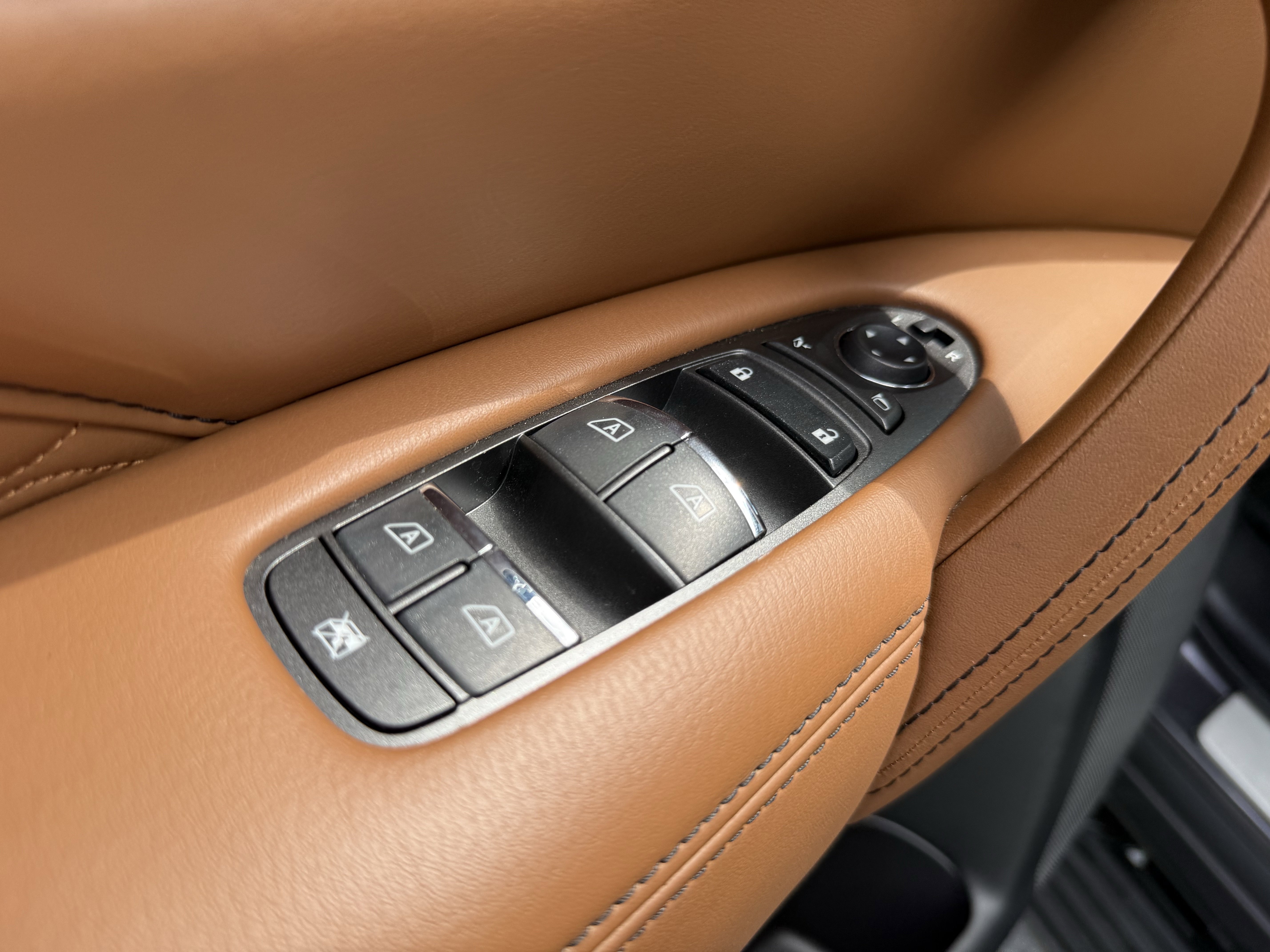 Certified 2024 INFINITI QX80 Sensory AWD/4WD image 11
