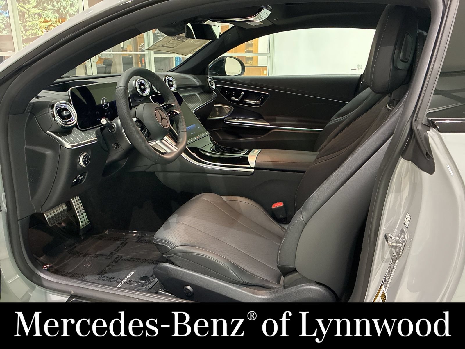 New 2026 Mercedes-Benz CLE 450 4MATIC Coupe image 6