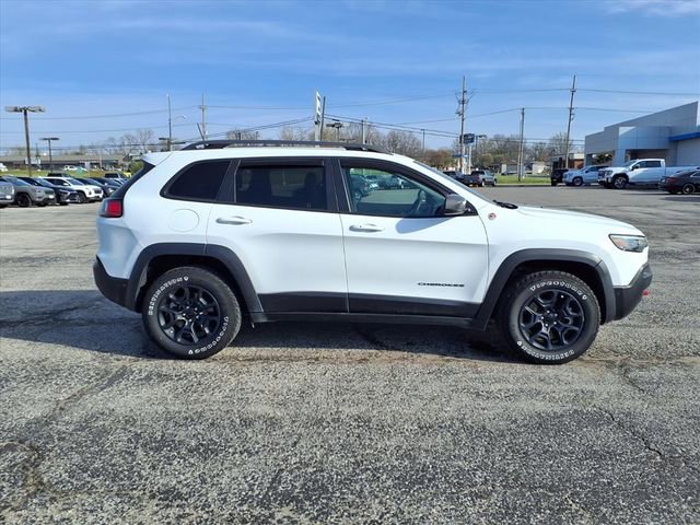 Used 2021 Jeep Cherokee Trailhawk w/ Technology Group image 12
