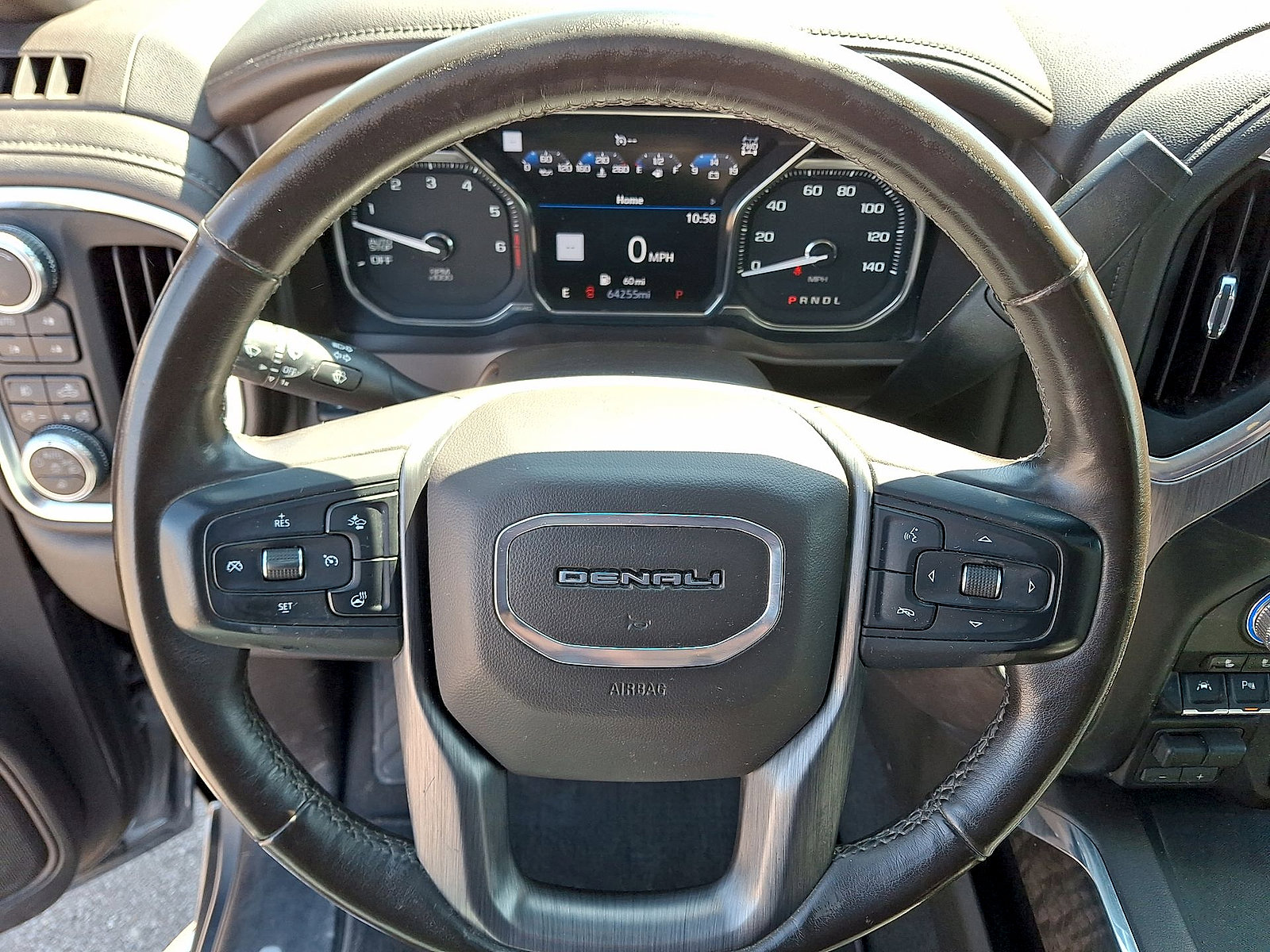 Used 2019 GMC Sierra 1500 Denali w/ Denali Ultimate Package AWD/4WD image 16