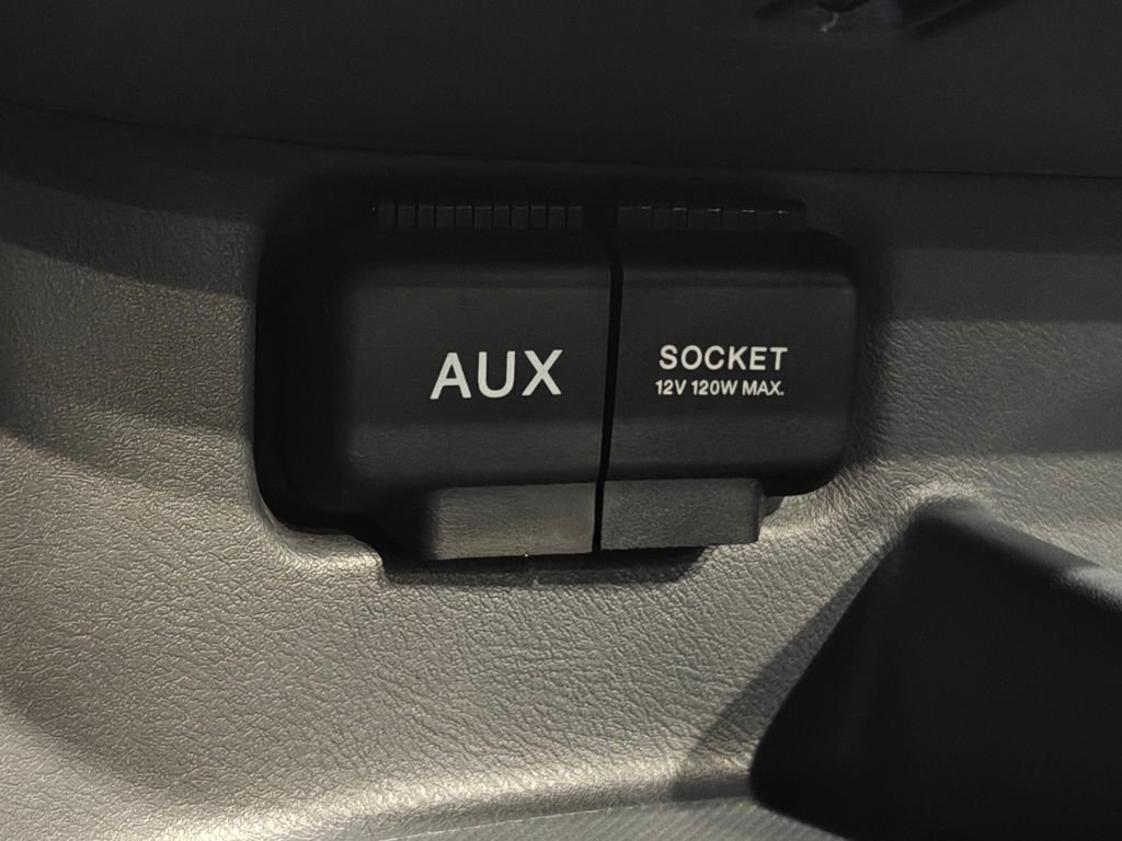 Used 2004 Honda Element EX image 11