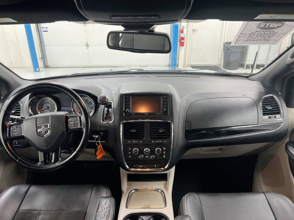 Used 2019 Dodge Grand Caravan SXT FWD image 10