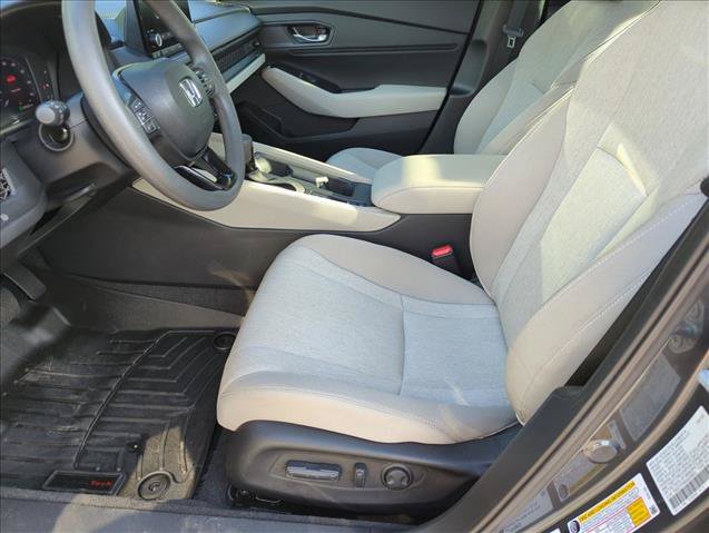Certified 2025 Honda Accord SE image 17