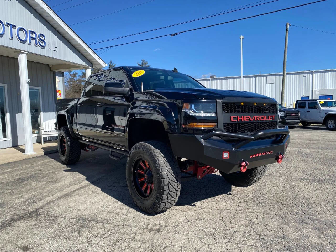 Used 2018 Chevrolet Silverado 1500 LT w/ All Star Edition image 7