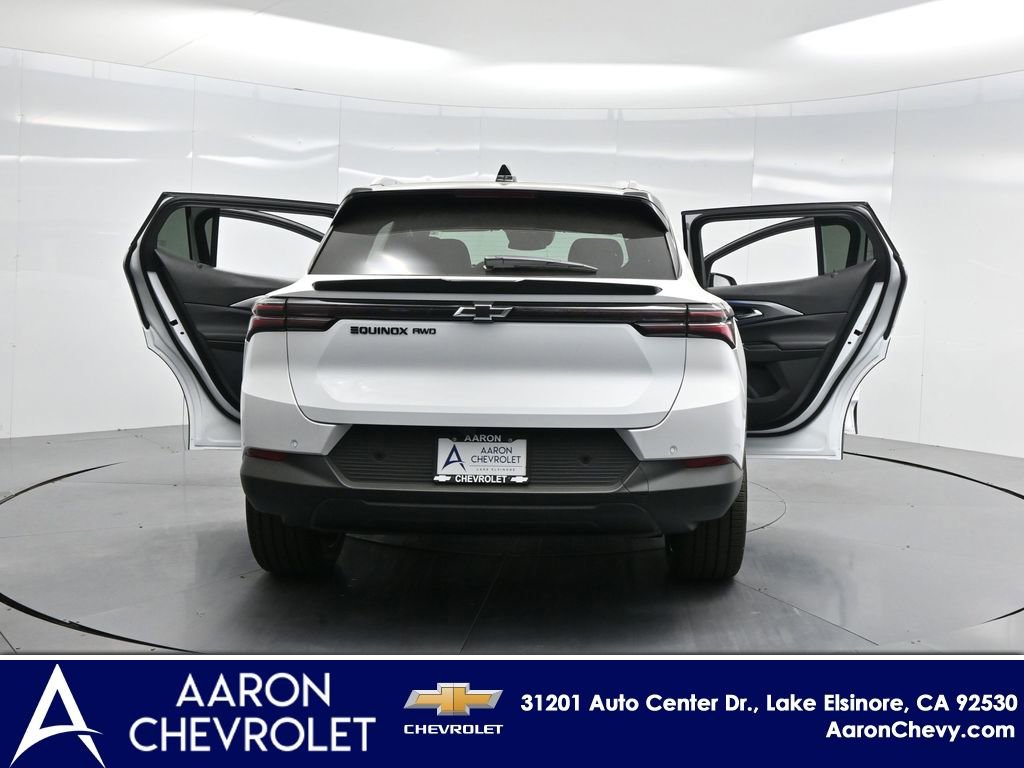 New 2026 Chevrolet Equinox EV LT w/ LPO, Blackout Package AWD/4WD image 50