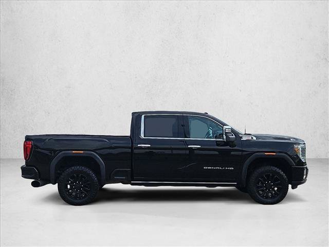 Certified 2021 GMC Sierra 2500 Denali w/ Denali Black Diamond Edition AWD/4WD image 4