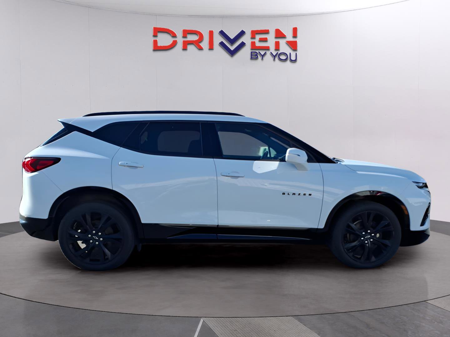 Used 2019 Chevrolet Blazer RS w/ Sun and Wheels Package image 6