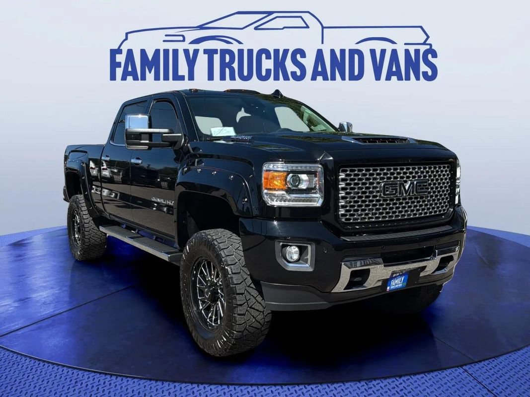 Used 2017 GMC Sierra 2500 Denali AWD/4WD image 7