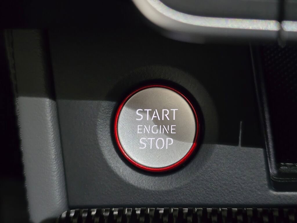 Used 2025 Audi SQ5 Premium Plus w/ Premium Plus Package image 42