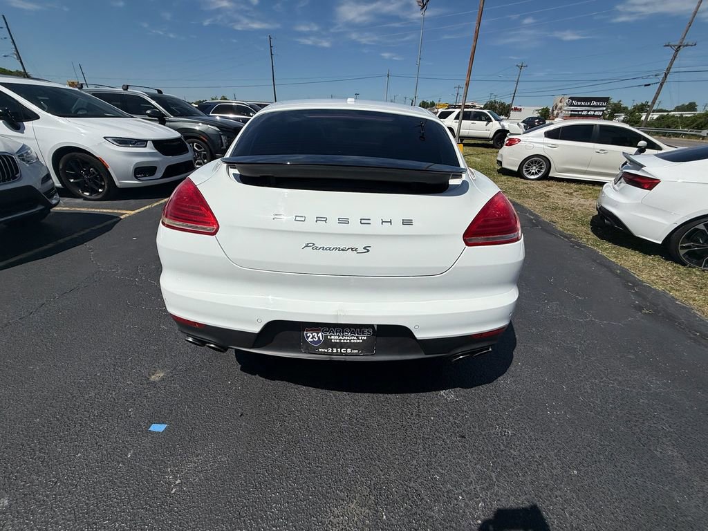 Used 2015 Porsche Panamera S RWD image 4