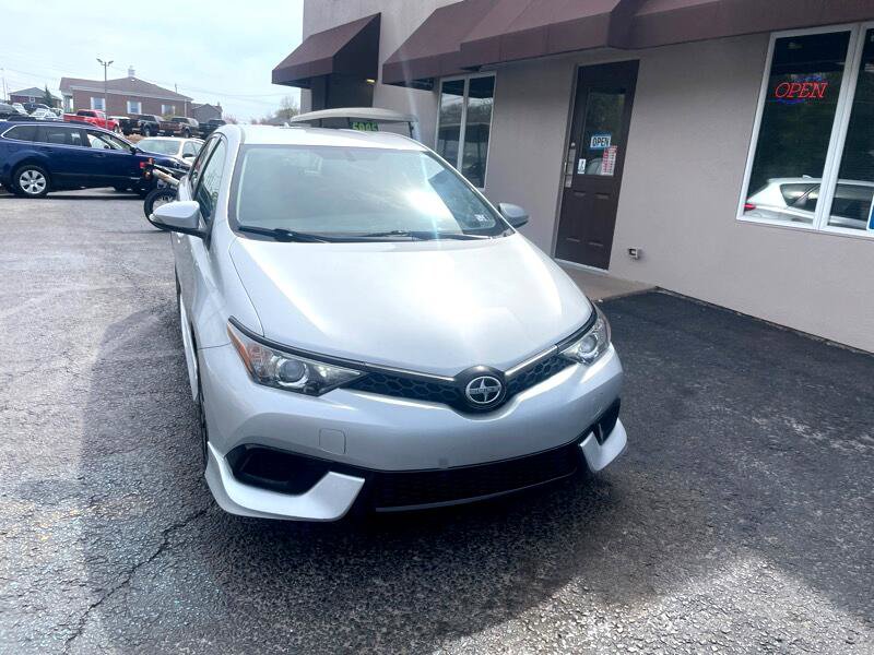 Used 2016 Scion iM image 3