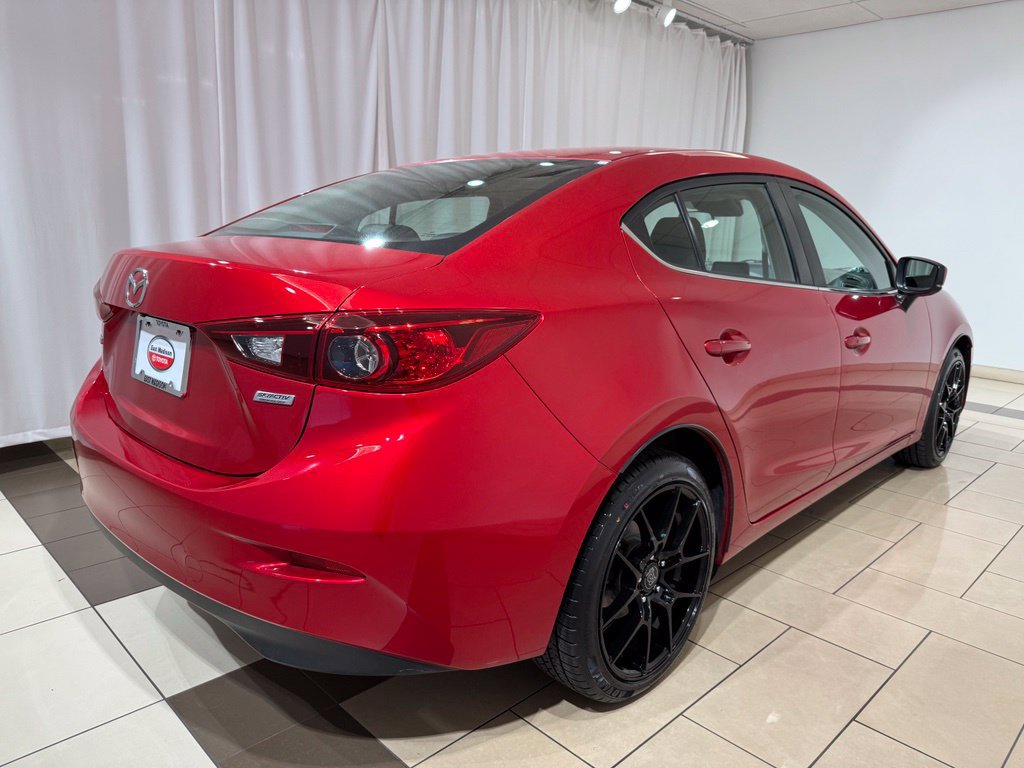 Used 2017 MAZDA MAZDA3 Touring FWD image 5
