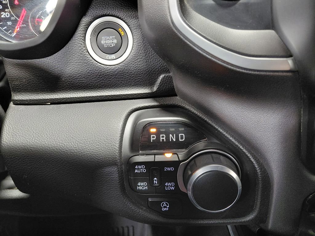 Used 2023 RAM 1500 Big Horn AWD/4WD image 32
