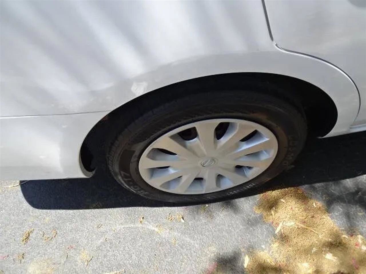 Used 2018 Nissan Versa SV image 20