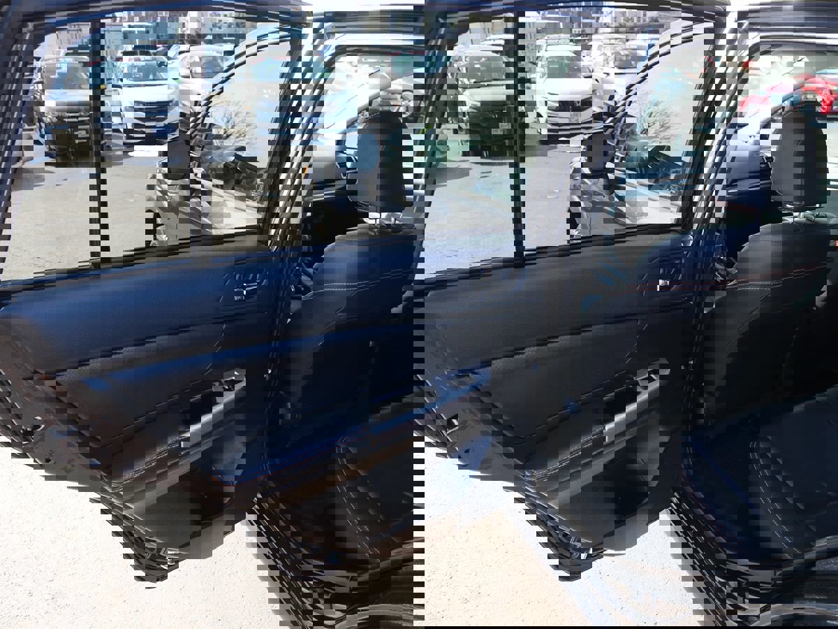 Used 2016 Subaru Crosstrek 2.0i Limited image 24