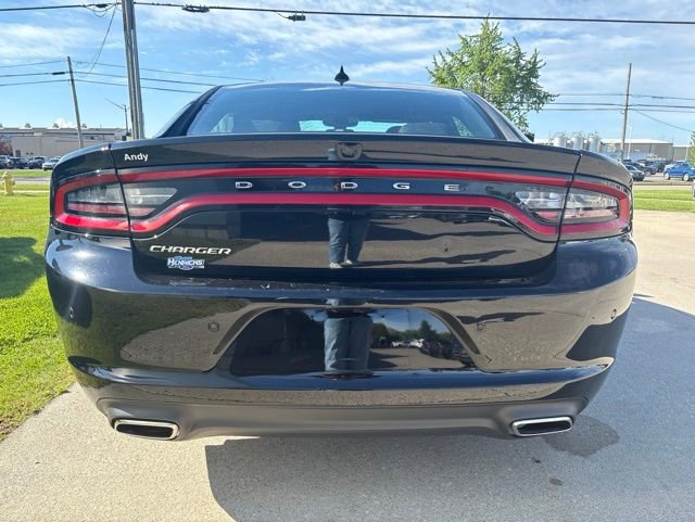 Used 2023 Dodge Charger SXT RWD image 11