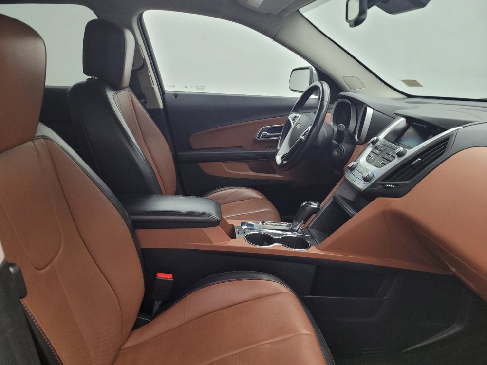 Used 2017 Chevrolet Equinox Premier w/ Enhanced Convenience Package image 21