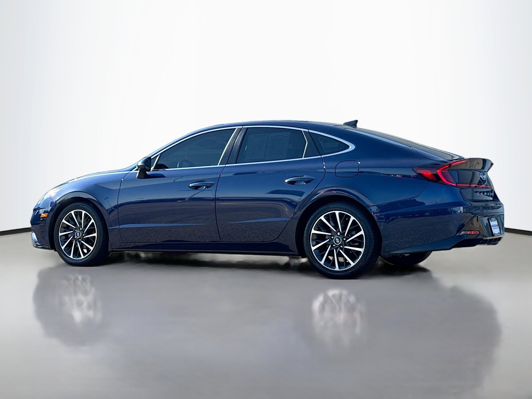 Used 2022 Hyundai Sonata Limited FWD image 13