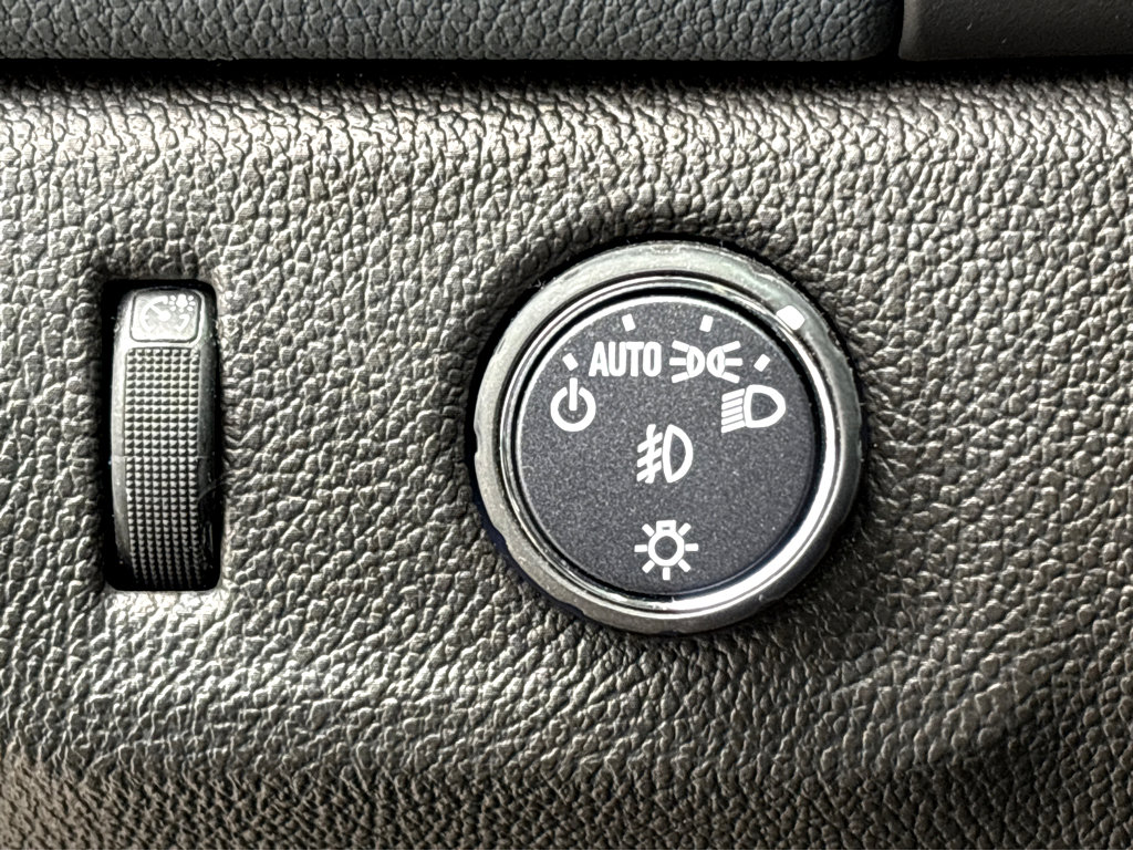 Used 2022 Chevrolet Colorado Z71 image 14