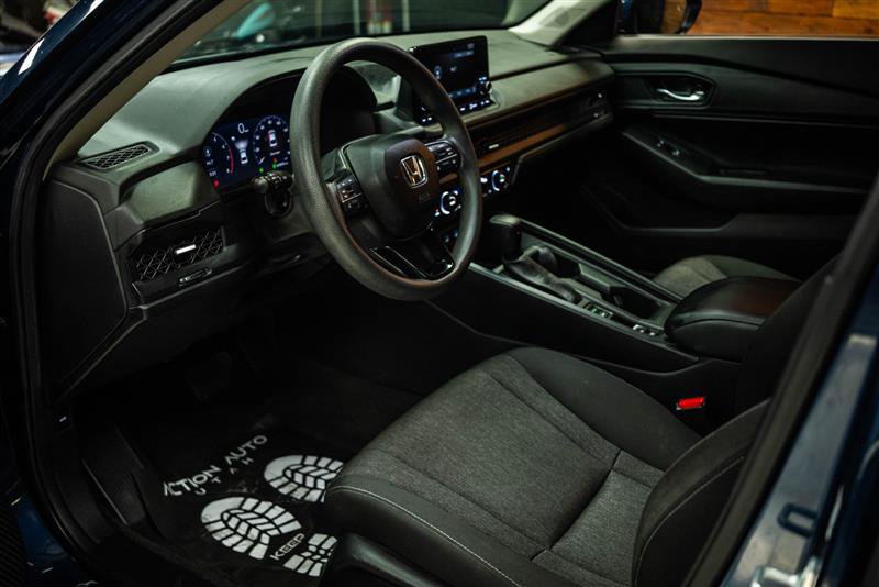Used 2023 Honda Accord EX image 8