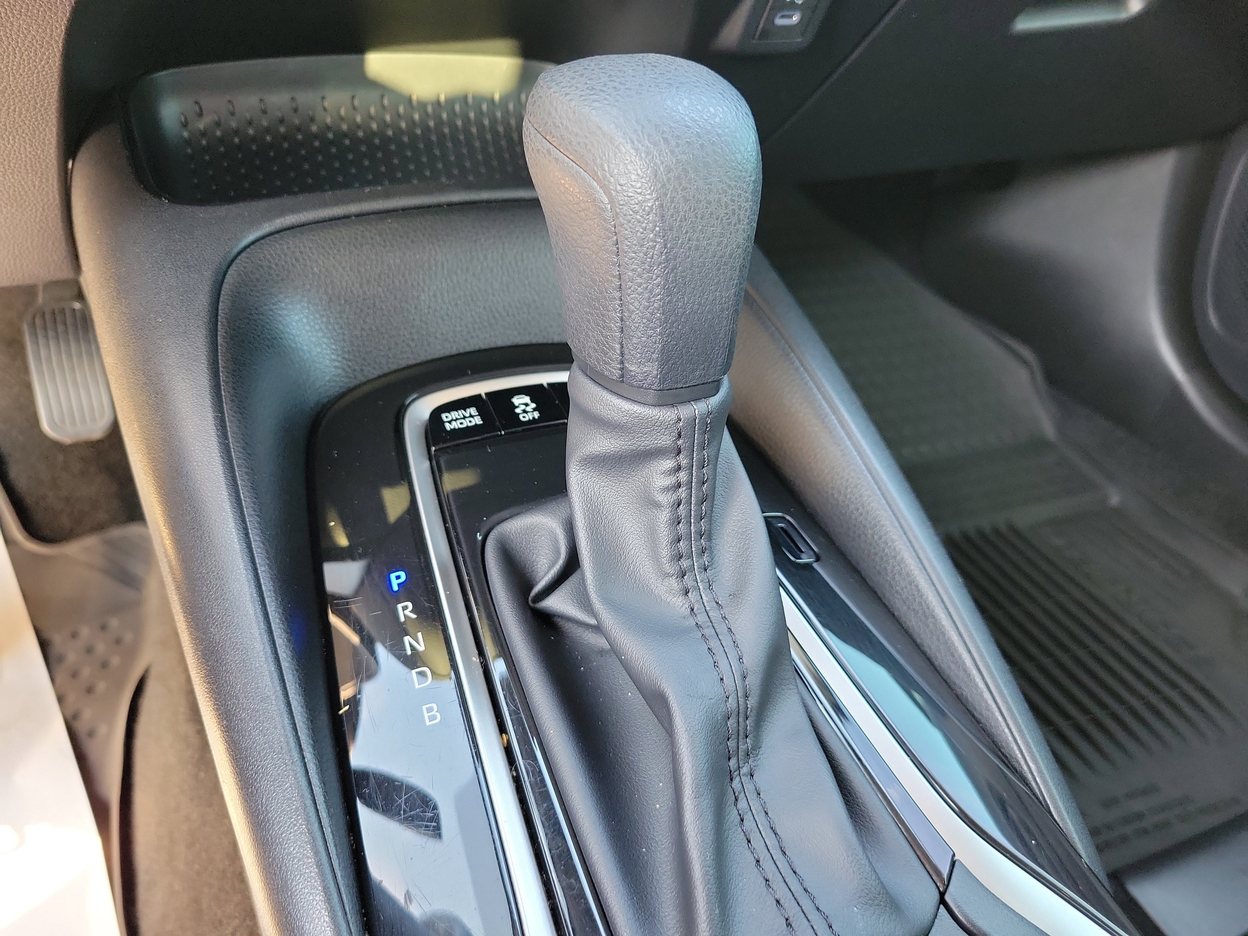 Used 2023 Toyota Corolla LE image 26