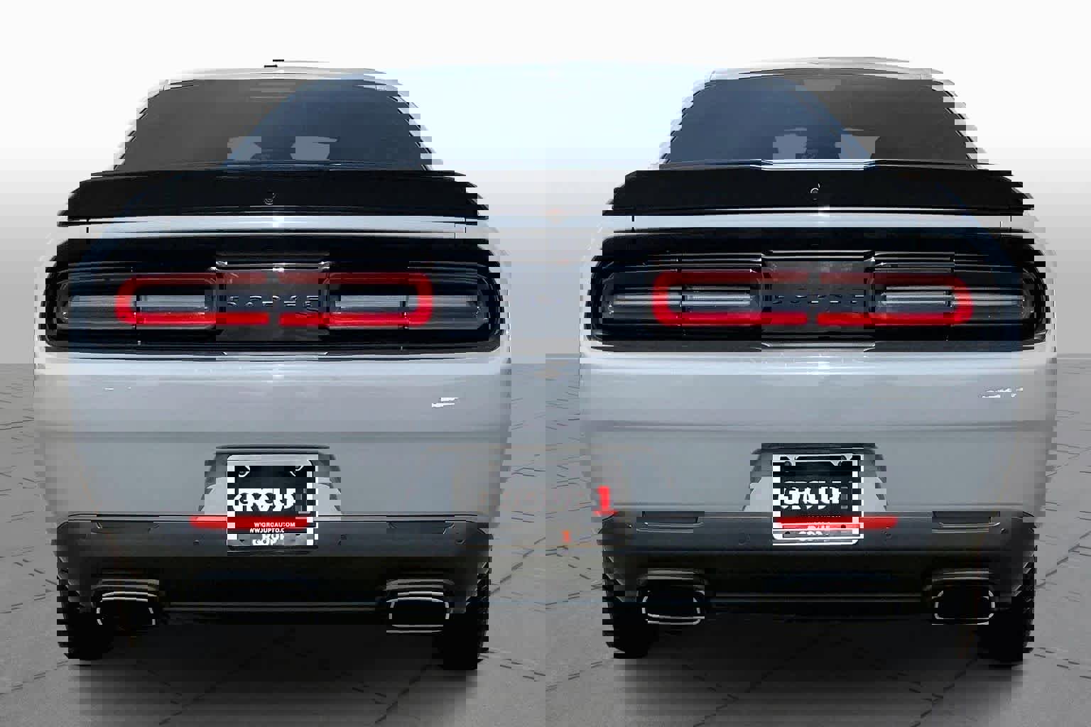 Used 2022 Dodge Challenger R/T w/ Blacktop Package image 5