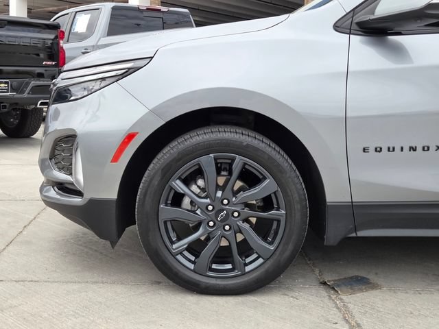 Certified 2023 Chevrolet Equinox RS w/ RS Leather Package AWD/4WD image 9