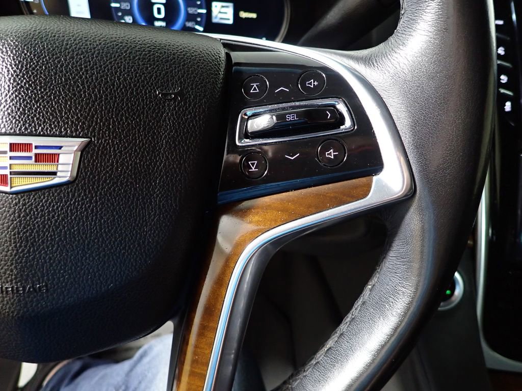 Used 2019 Cadillac Escalade 4WD image 31