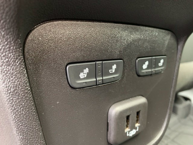 Used 2024 Chevrolet Equinox Premier AWD/4WD image 18