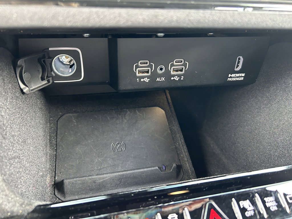 Used 2022 Jeep Wagoneer Series III w/ Premium Group I image 32