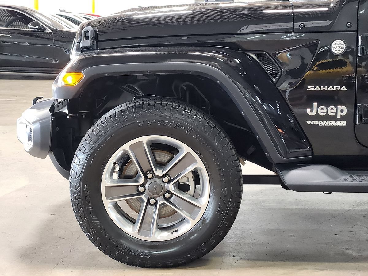 Used 2020 Jeep Wrangler Unlimited Sahara AWD/4WD image 5