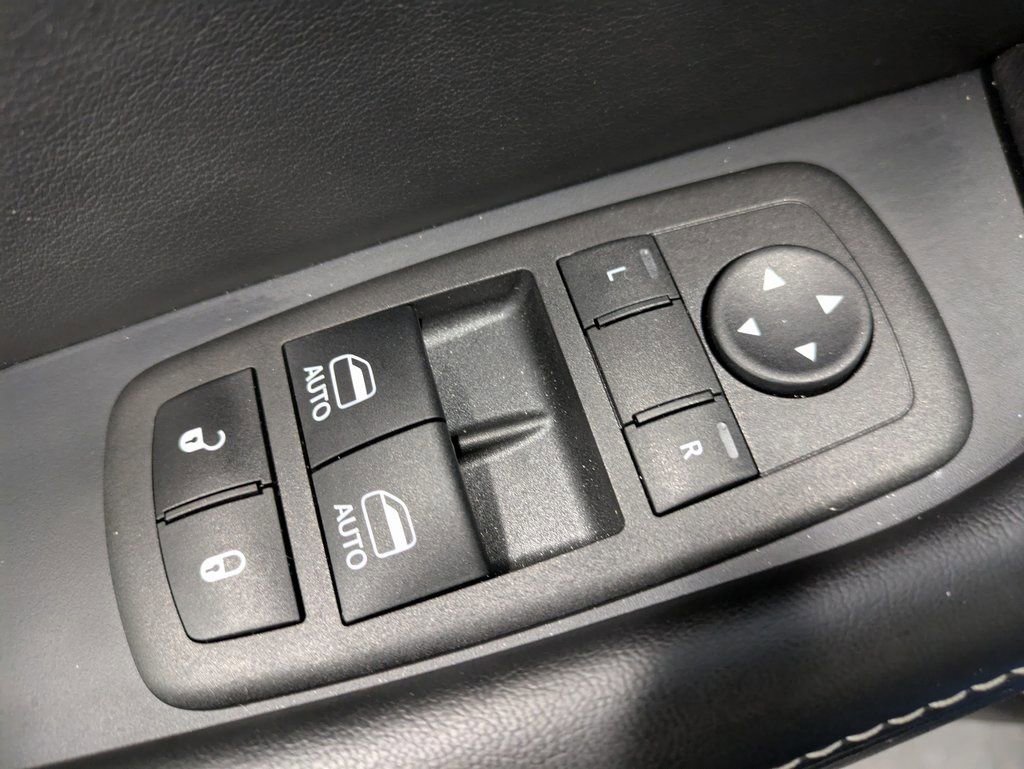 Used 2023 Dodge Challenger SRT Hellcat image 13