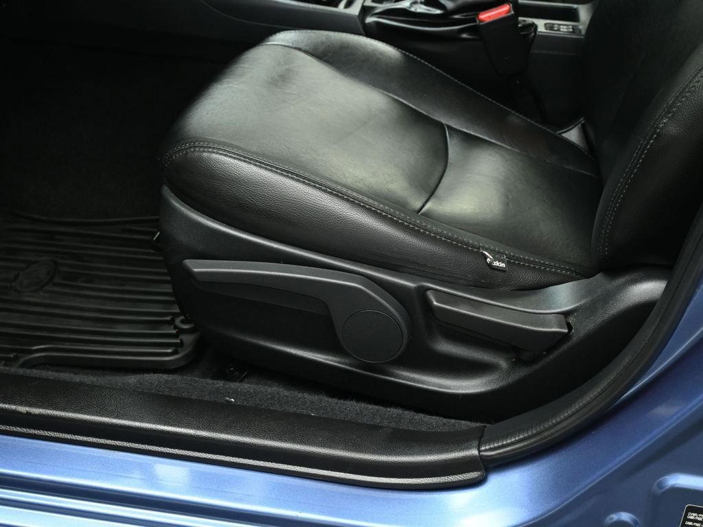 Used 2017 Subaru Crosstrek 2.0i Premium image 8