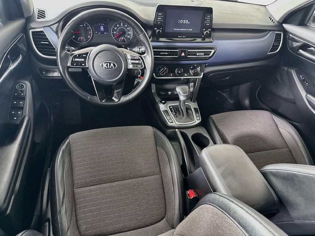 Used 2021 Kia Seltos S FWD image 16