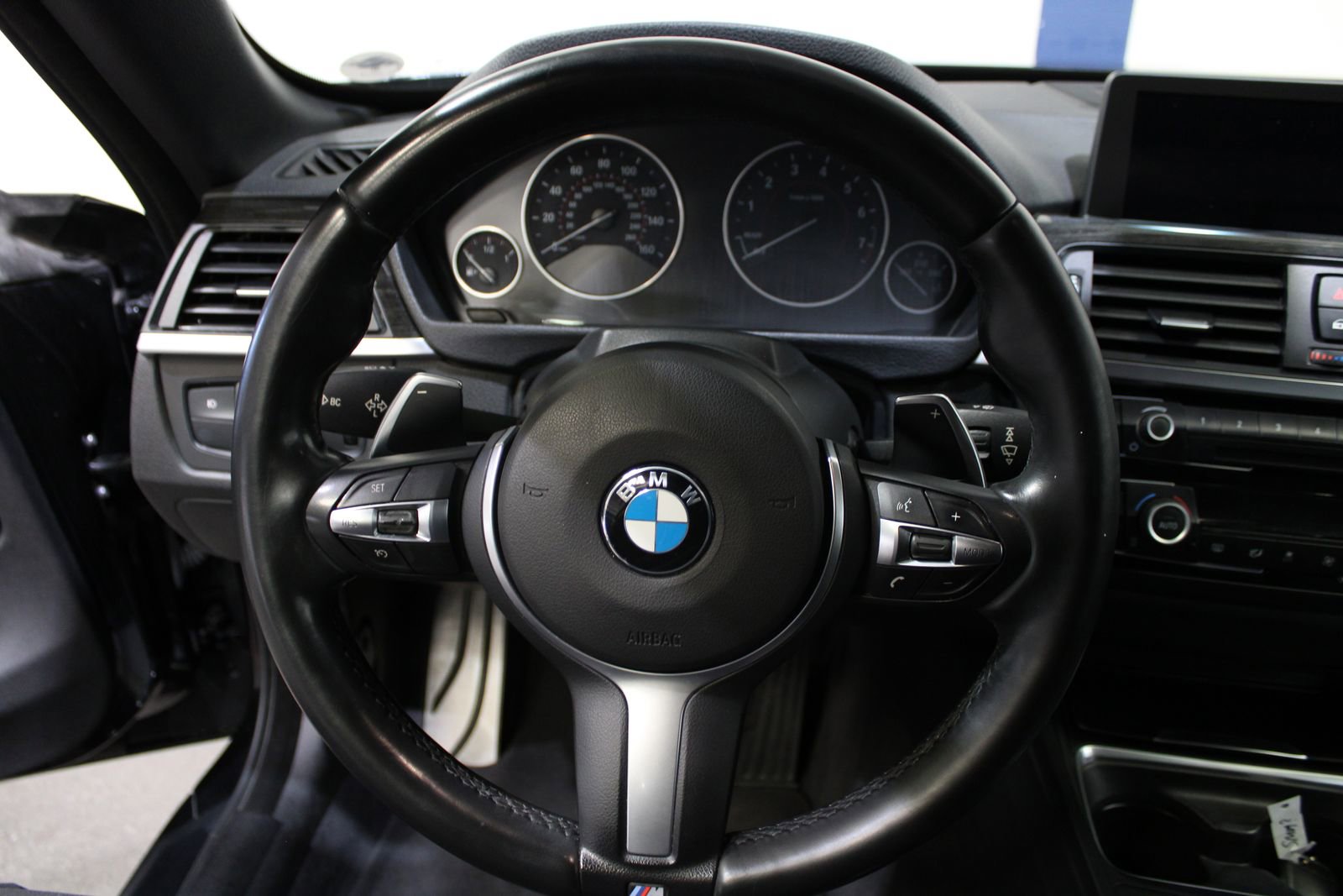 Used 2015 BMW 435i Convertible RWD image 24