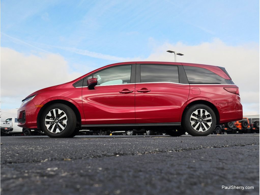 Used 2025 Honda Odyssey EX-L image 16