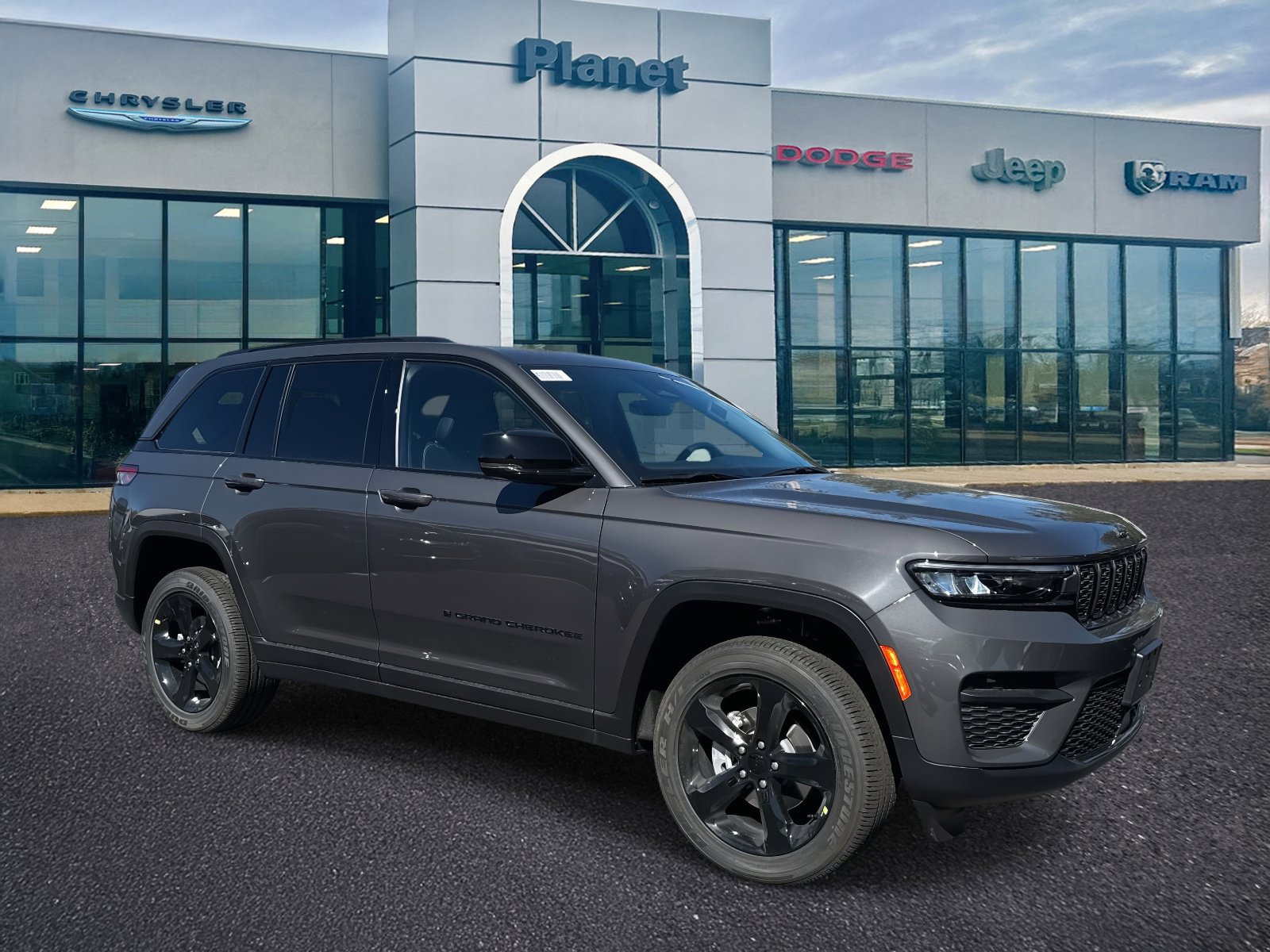 New 2025 Jeep Grand Cherokee Altitude