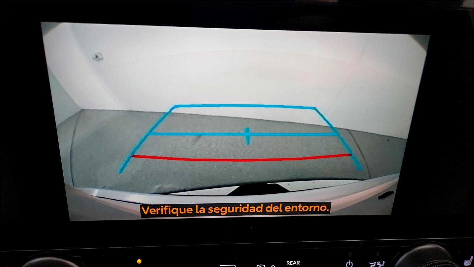 Certified 2024 Toyota Highlander XLE image 34