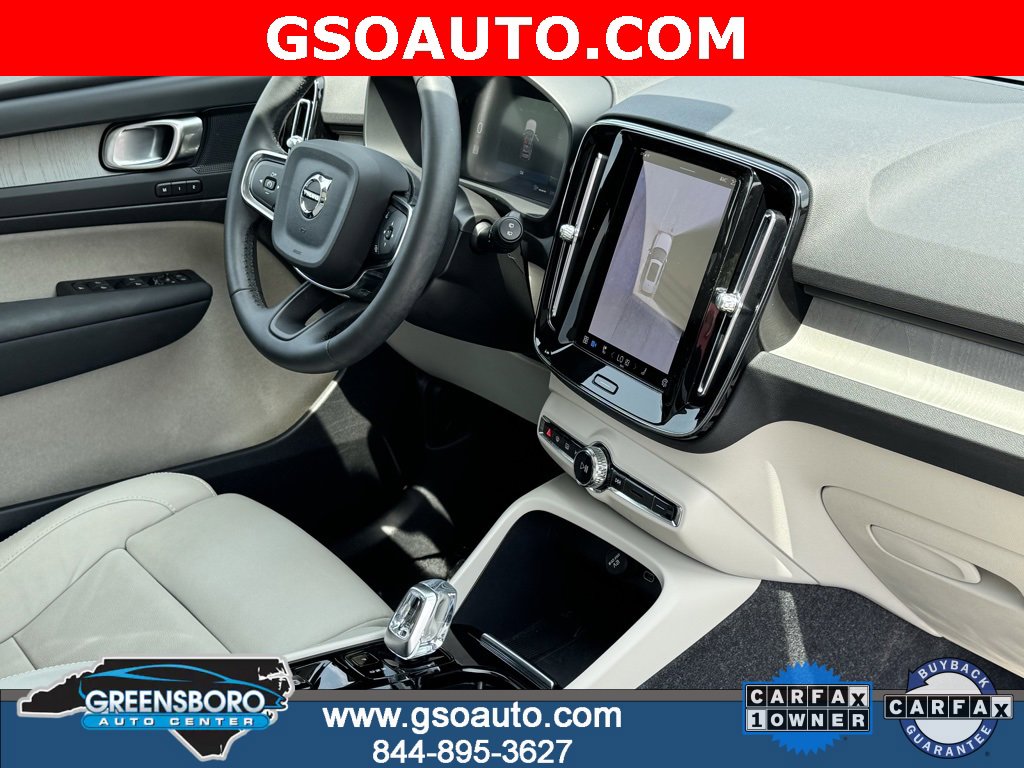 Used 2024 Volvo XC40 B5 Plus w/ Protection Package Premier image 15